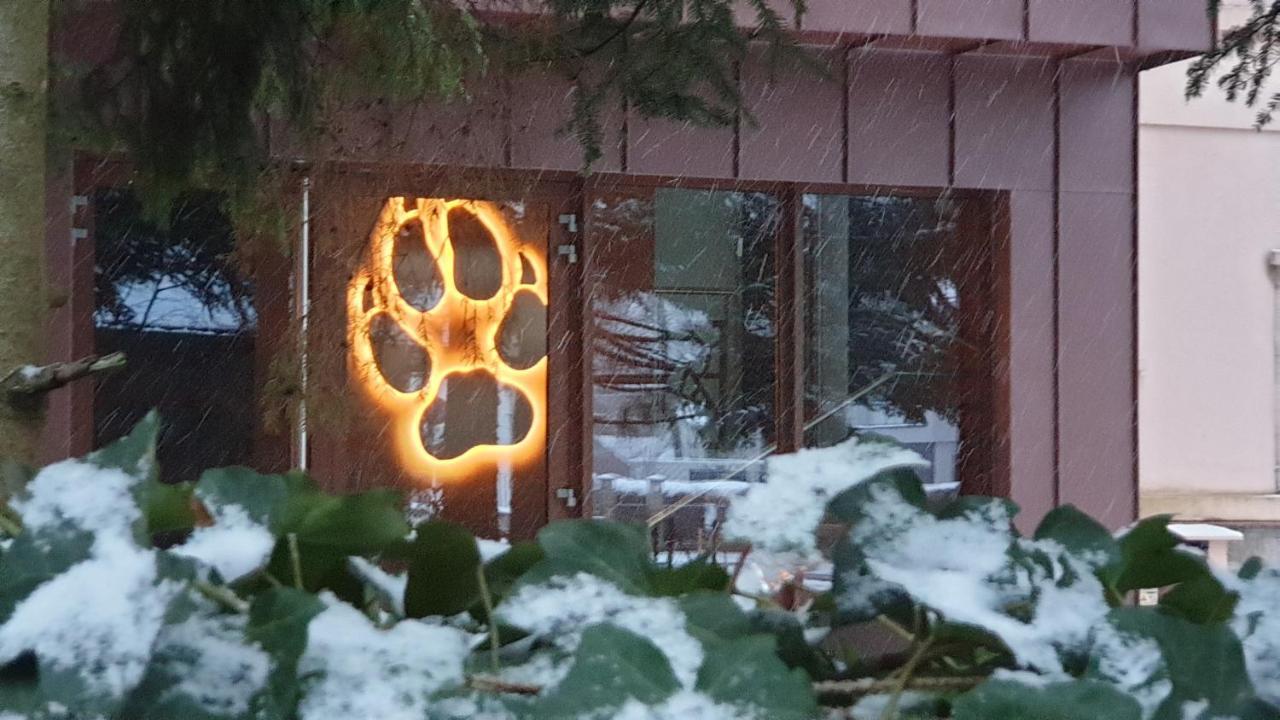 Les Loges Du Parc Hotel เฌราร์แมร์ ภายนอก รูปภาพ