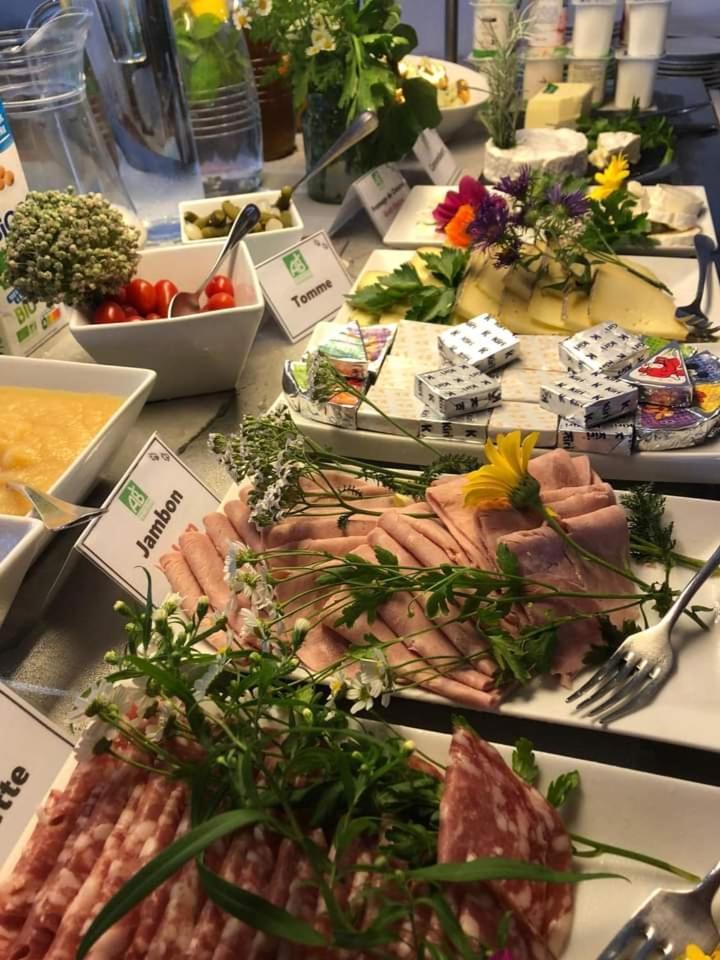 Les Loges Du Parc Hotel เฌราร์แมร์ ภายนอก รูปภาพ